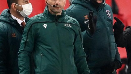 世界杯直播平台-王勤伯：欧足联处理种族问题，比英足总高了十层楼